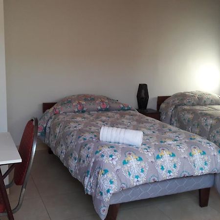Hostal Casa Flores San Pedro de Atacama Exterior foto