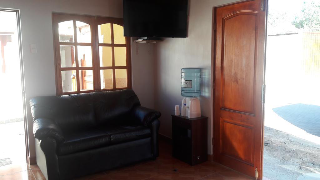 Hostal Casa Flores San Pedro de Atacama Exterior foto